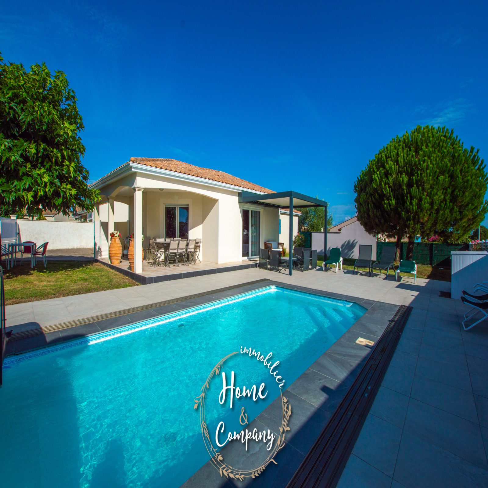 Vente VAUX SUR MER - MAISON RECENTE DE PLAIN-PIED AVEC PISCINE | Home ...